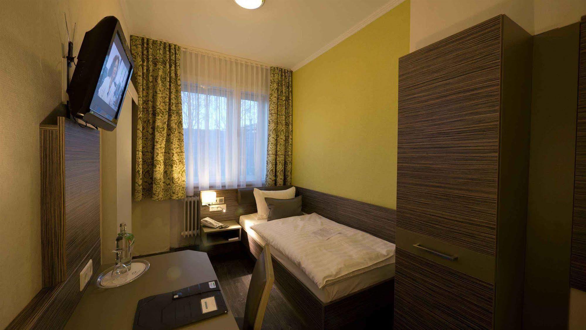 ברמן Hotel Westfalia מראה חיצוני תמונה